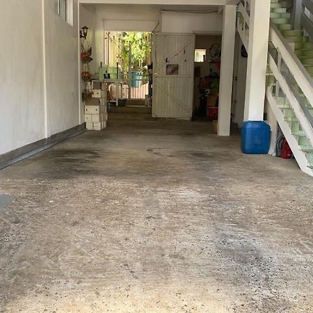 Justice Seaview Apartment ル・モーン エクステリア 写真